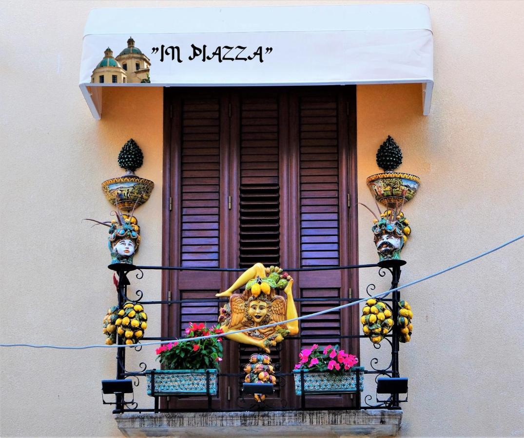 Bed and Breakfast In Piazza à Mazara del Vallo Extérieur photo